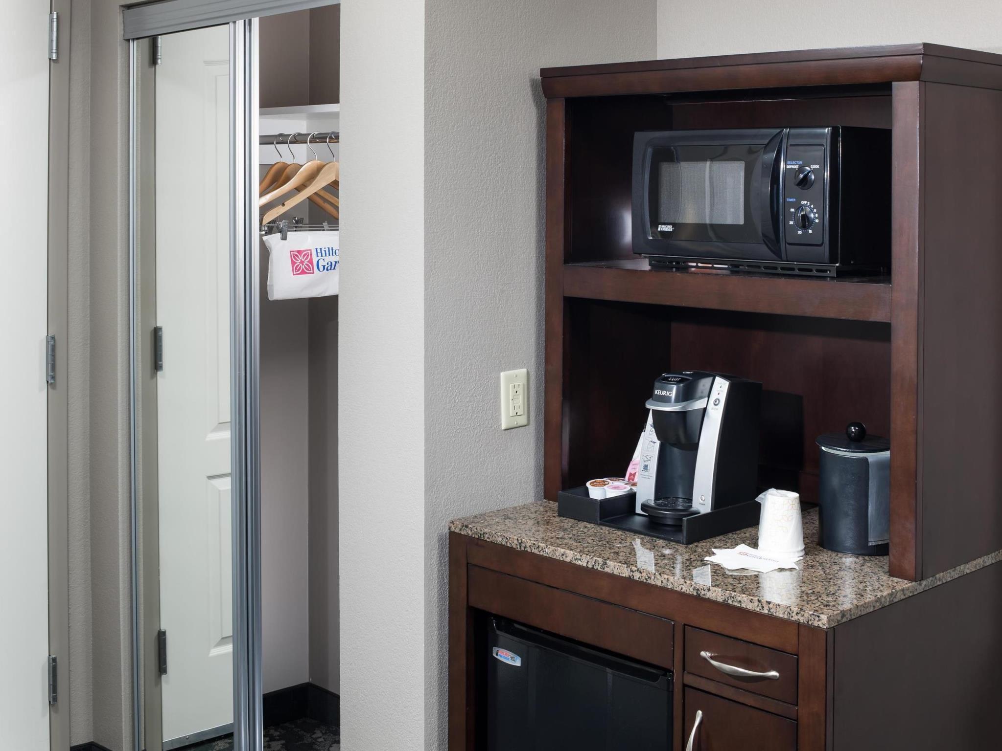 Hilton Garden Inn Cincinnati/Мейсън Екстериор снимка